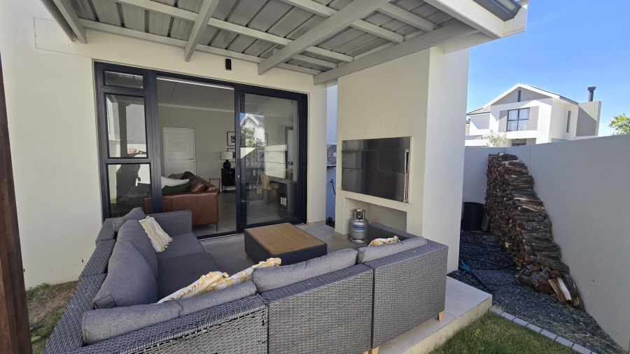 3 Bedroom Property for Sale in Groot Phesantekraal Estate Western Cape